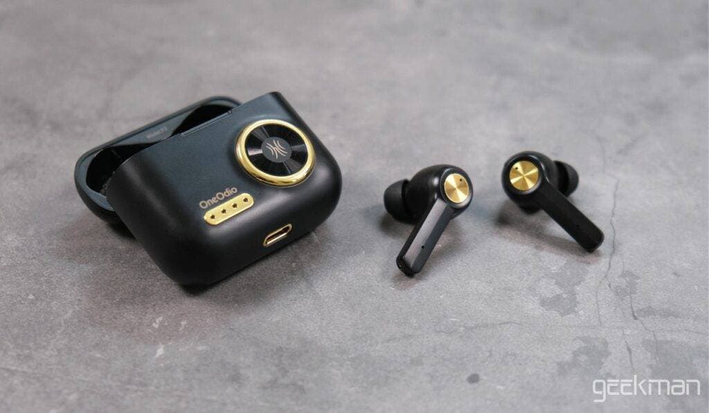OneOdio F2 Design and Build