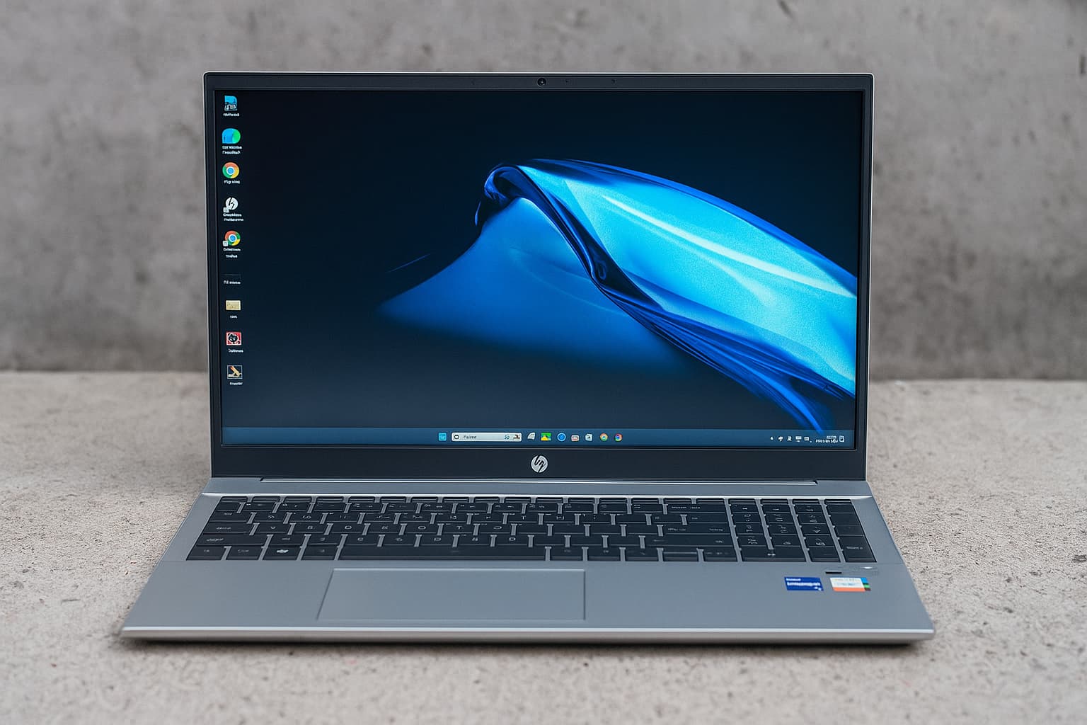 HP 15 15-fd1253TU